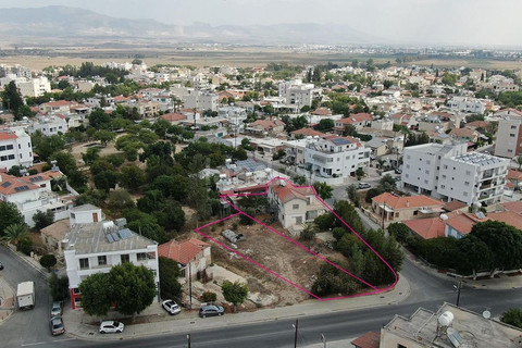 Коммерческий участок на продажу в Никосия