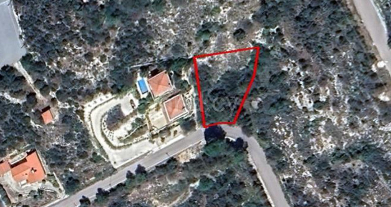 Жилой участок на продажу в Пафос