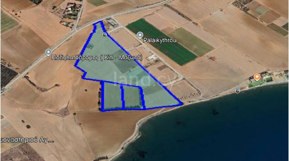 Plot for sale in Larnaca