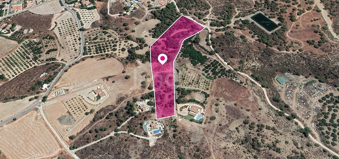 Campo a la venta en Paphos