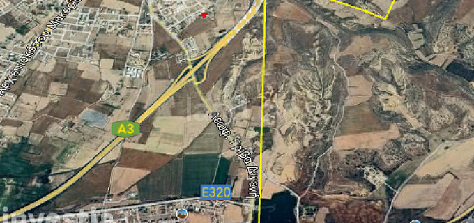 Plot for sale in Larnaca