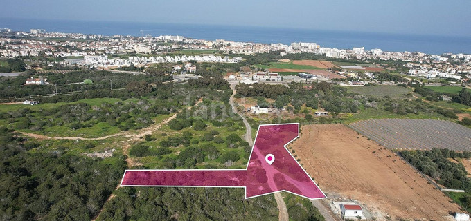 Fält avsett för turism till salu i Paralimni