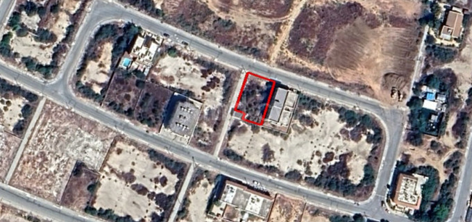 Tomt avsedd för boende till salu i Paralimni