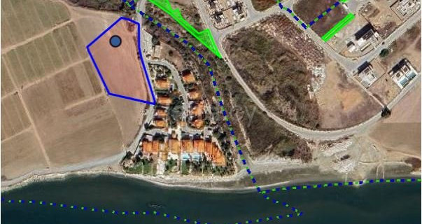 Field for sale in Larnaca