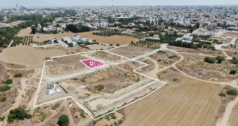 Działka mieszkaniowa na sprzedaż w Nicosia