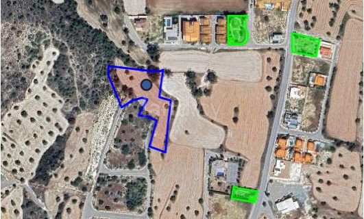 Campo a la venta en Larnaca