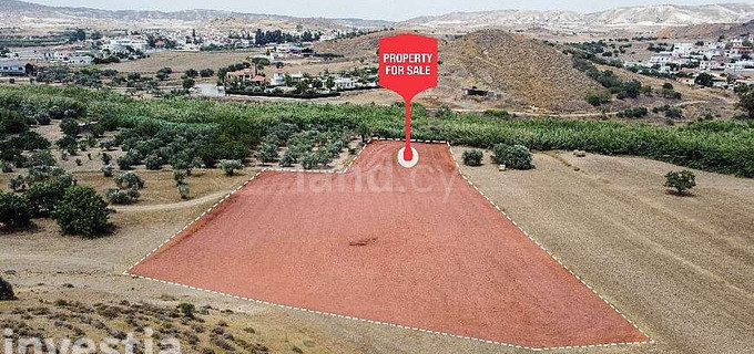 Tomt till salu i Larnaca