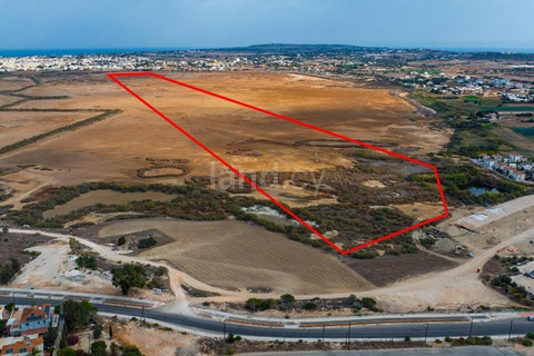 Agricultural field for sale in Paralimni