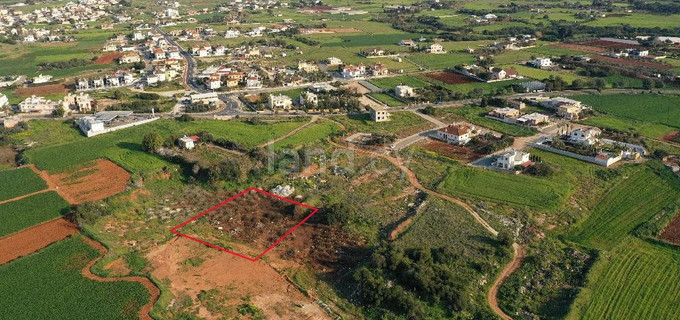 Fält avsett för boende till salu i Sotira