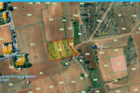 Działka mieszkaniowa na sprzedaż w Nicosia