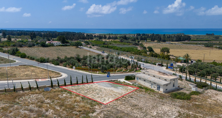 Tomt avsedd för boende till salu i Paphos