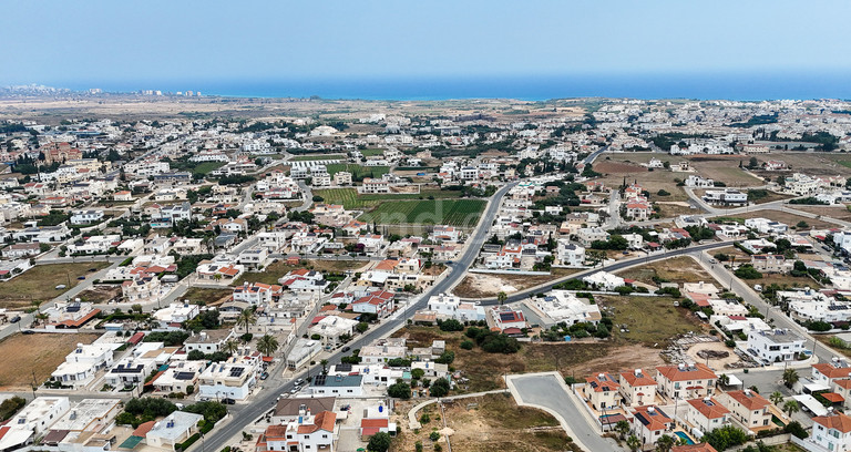 Residential plot for sale in Paralimni