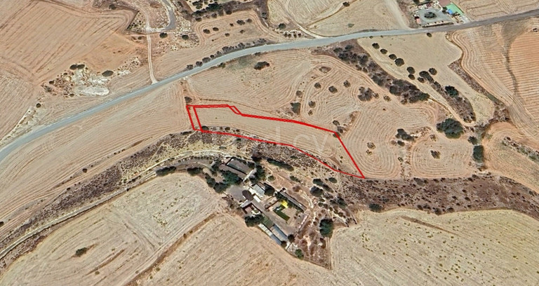 Plot for sale in Larnaca