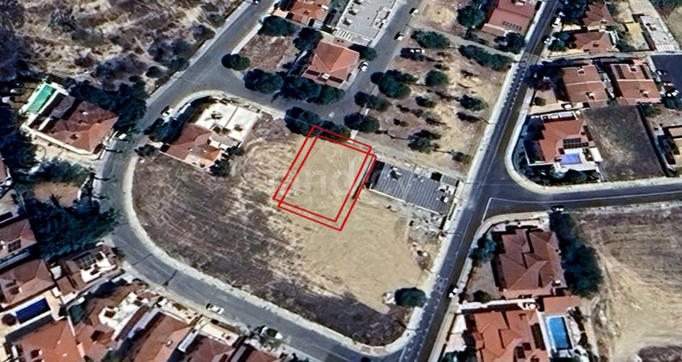Plot for sale in Larnaca