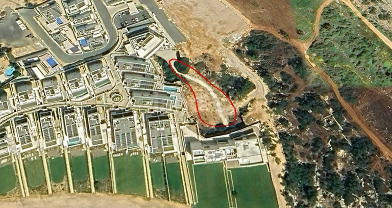 Parcela a la venta en Protaras