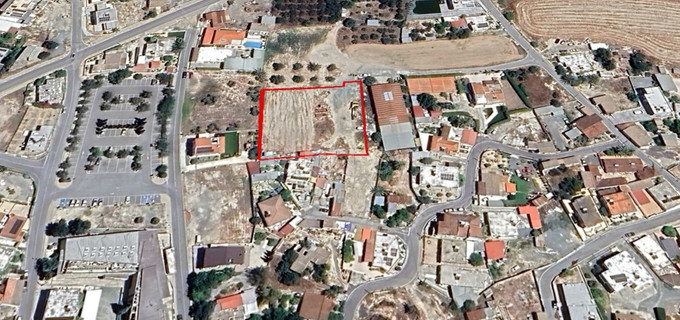 Plot for sale in Larnaca