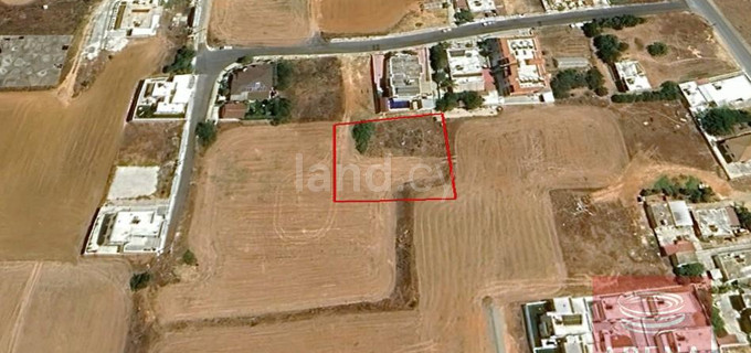Parcela a la venta en Deryneia
