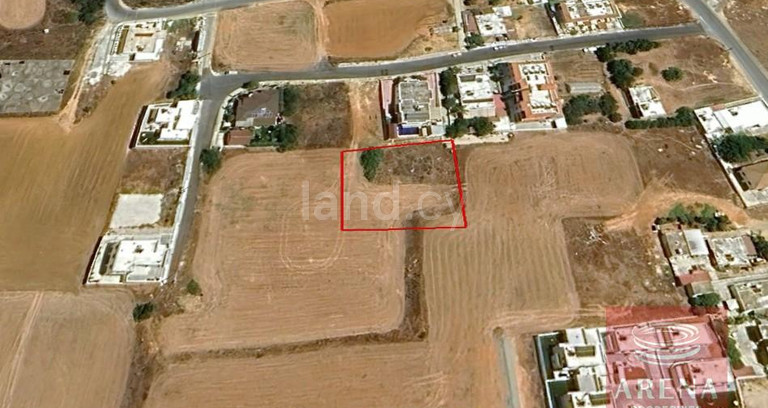 Parcela a la venta en Deryneia