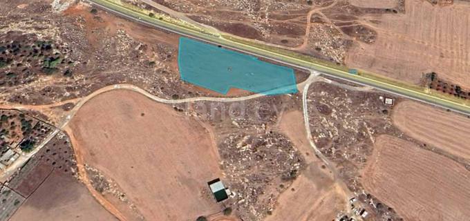 Plot for sale in Frenaros