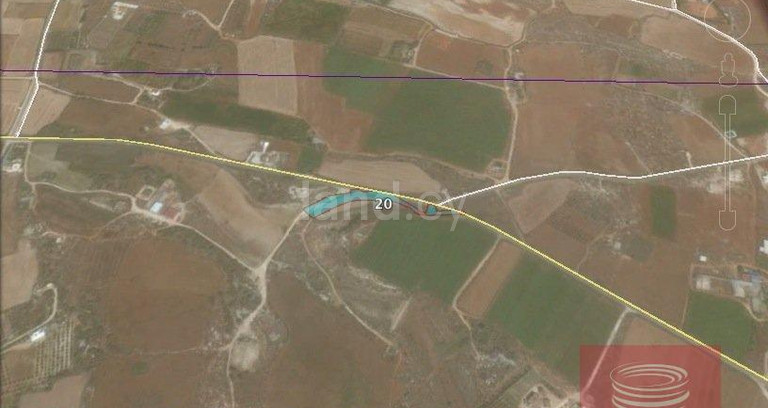 Plot for sale in Frenaros