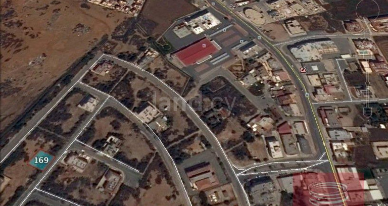 Parcela a la venta en Paralimni