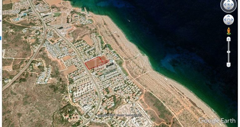 Parcela a la venta en Protaras