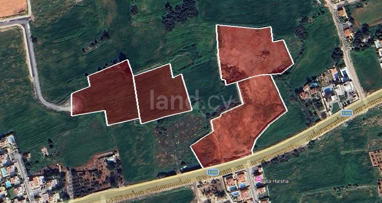 Plot for sale in Ayia Thekla