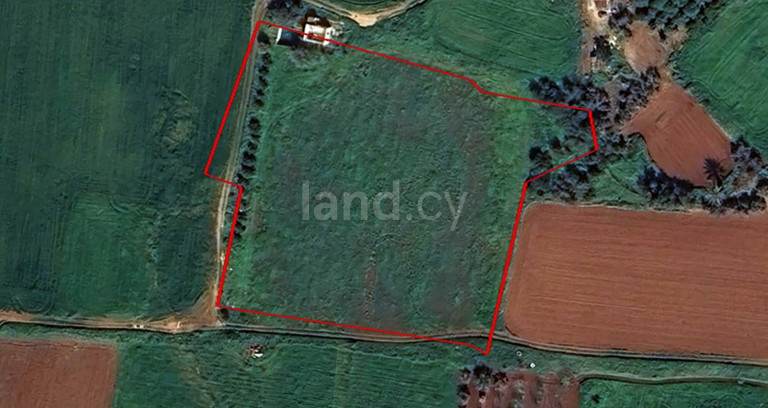 Plot for sale in Frenaros