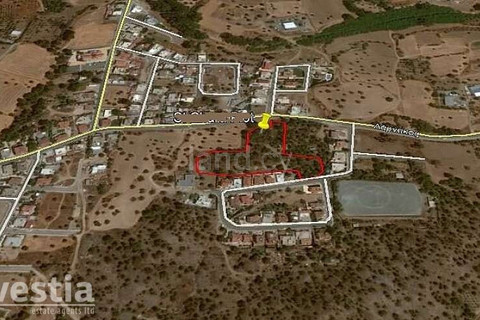 Plot for sale in Larnaca