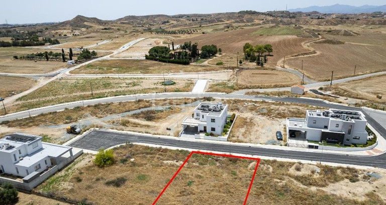 Działka mieszkaniowa na sprzedaż w Nicosia