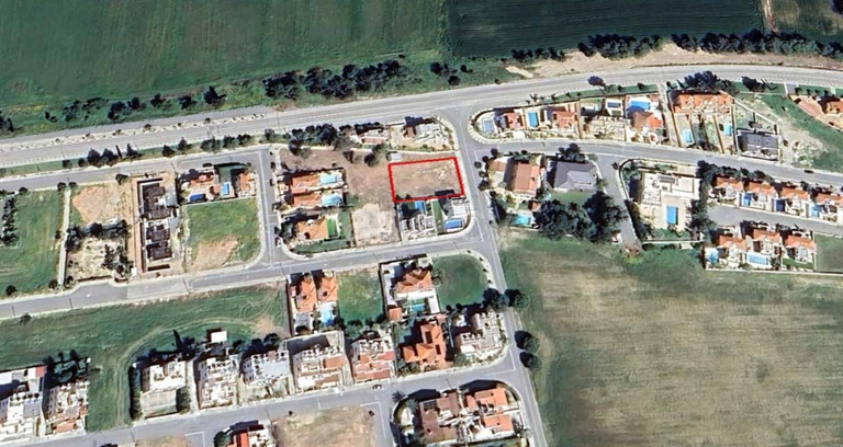 Parcela a la venta en Larnaca
