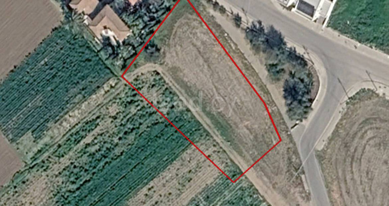 Участок на продажу в Ларнака
