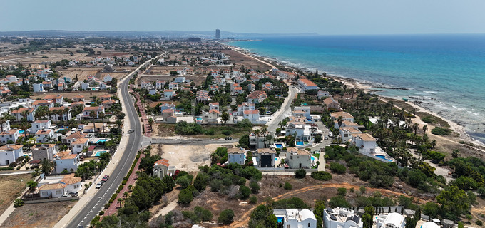 Touristisches Grundstück in Ayia Thekla zu verkaufen