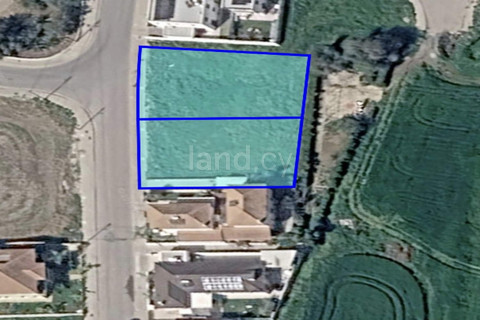 Grundstück in Larnaca zu verkaufen