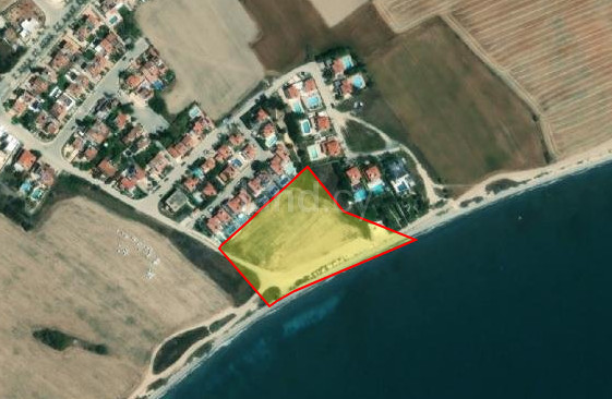 Touristic plot for sale in Larnaca