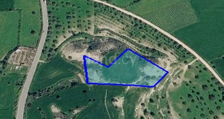 Plot for sale in Larnaca