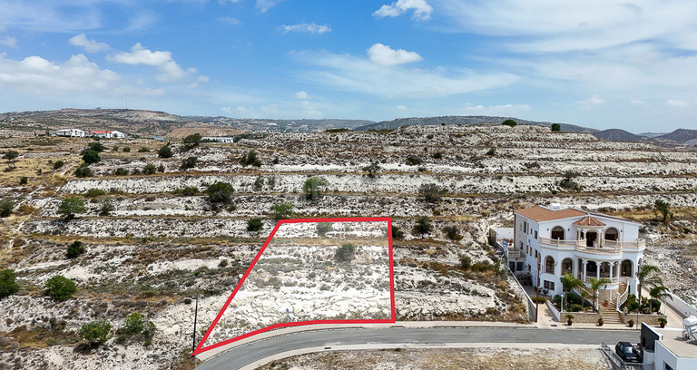 Działka mieszkaniowa na sprzedaż w Paphos