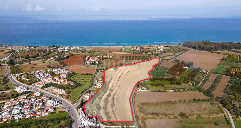 Pole turystyczne na sprzedaż w Paphos