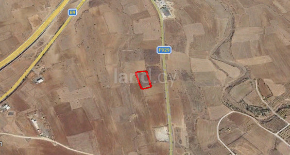 Landwirtschaftliches Baugebiet in Nicosia zu verkaufen