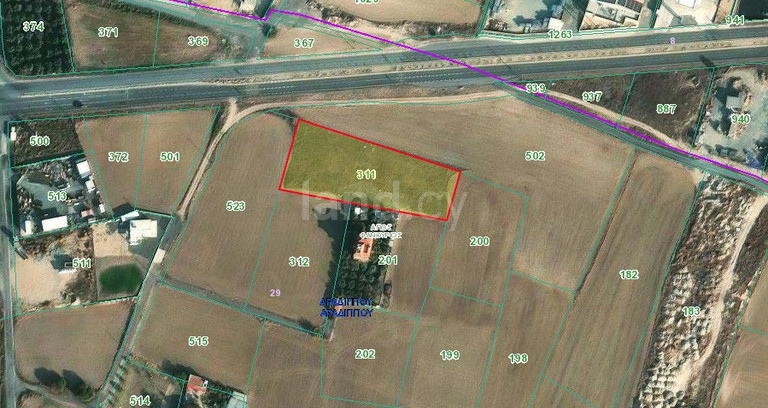 Campo agrícola a la venta en Larnaca