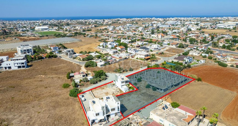 Parcelle résidentielle à vendre à Deryneia