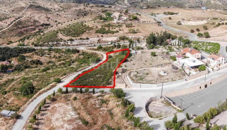 Οικιστικό αγροτεμάχιο προς πώληση - Λεμεσός