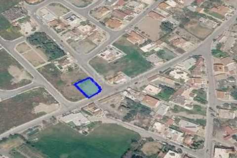 Plot for sale in Larnaca