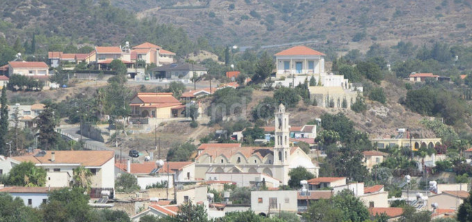 Pole mieszkaniowe na sprzedaż w Limassol