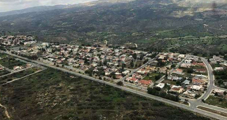 Αγροτικό αγροτεμάχιο προς πώληση - Λεμεσός