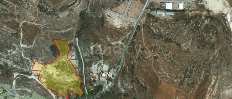 Terrain résidentiel à vendre à Paphos