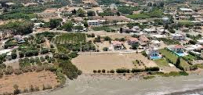 Pole turystyczne na sprzedaż w Paphos