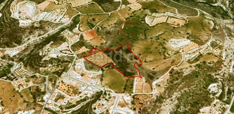 Campo agrícola a la venta en Paphos