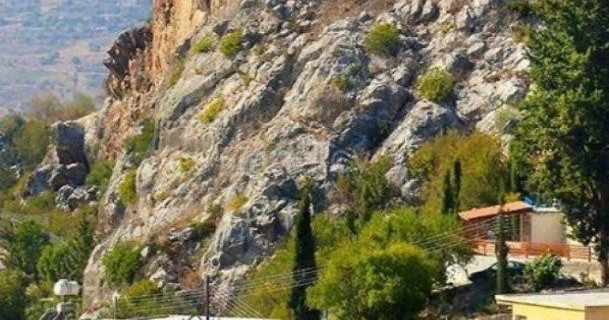 Landwirtschaftliches Baugebiet in Paphos zu verkaufen