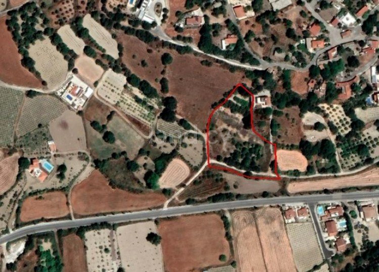 Terrain résidentiel à vendre à Paphos